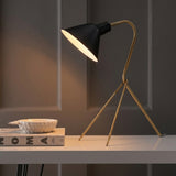 Light on image JYL6001A