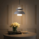 Light on image JYL6139A