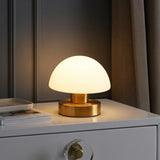 Light on image JYL7113C