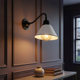 Light on image JYL7612A