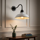 Light on image JYL7613A