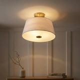 Light on image JYL9922A
