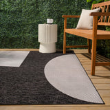 Liana Casual Coastal Flamingos Two-tone Indoor/Outdoor Area Rug