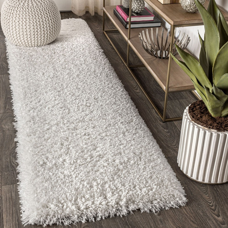 Aydin Solid Plush Shag Area Rug