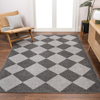 Draper Classic Geometric Diamond Pattern Area Rug