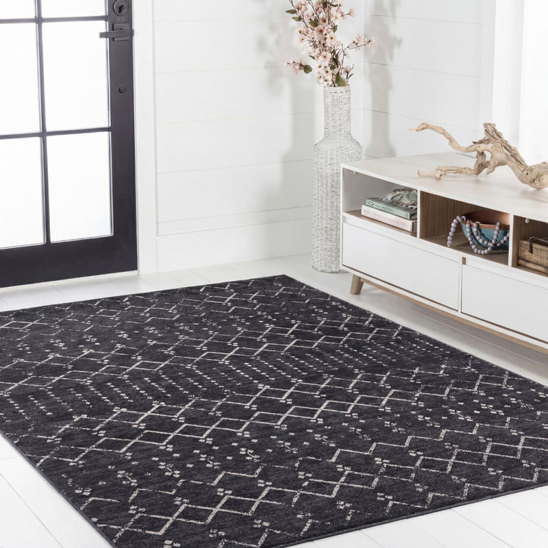 Leila Moroccan Diamond Trellis Machine-washable Area Rug