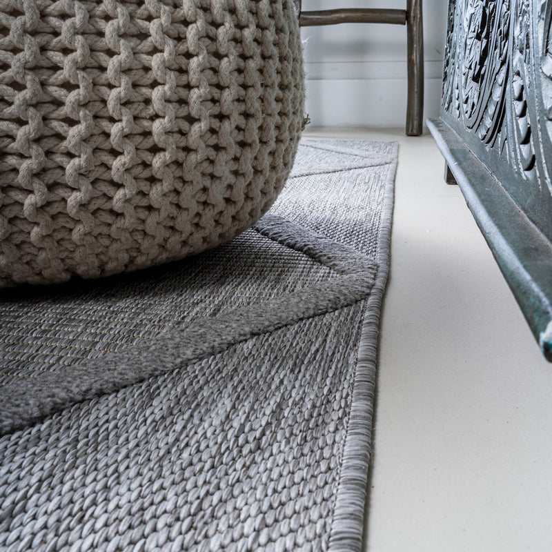 Salines Diamond Trellis Indoor/outdoor Area Rug