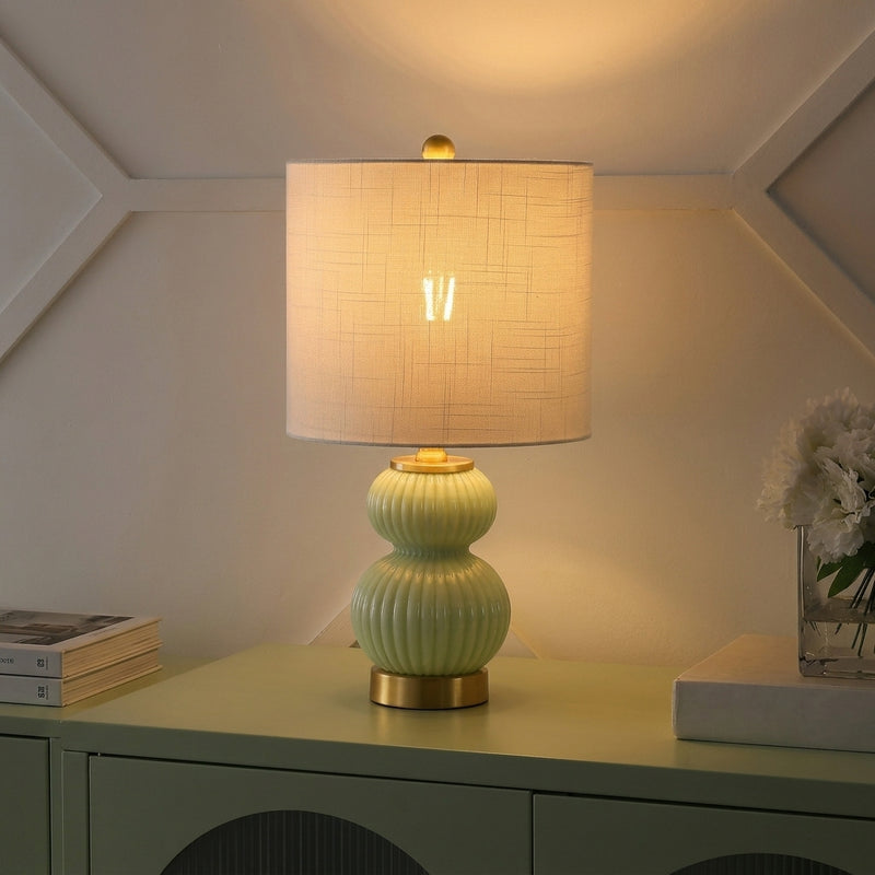 Light on image JYL1099F