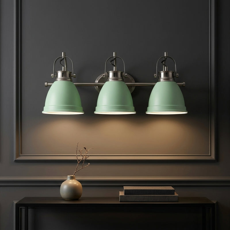 Light on image JYL1116C