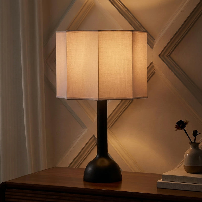 Light on image JYL1160B