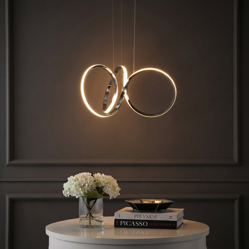 Light on image JYL1702A