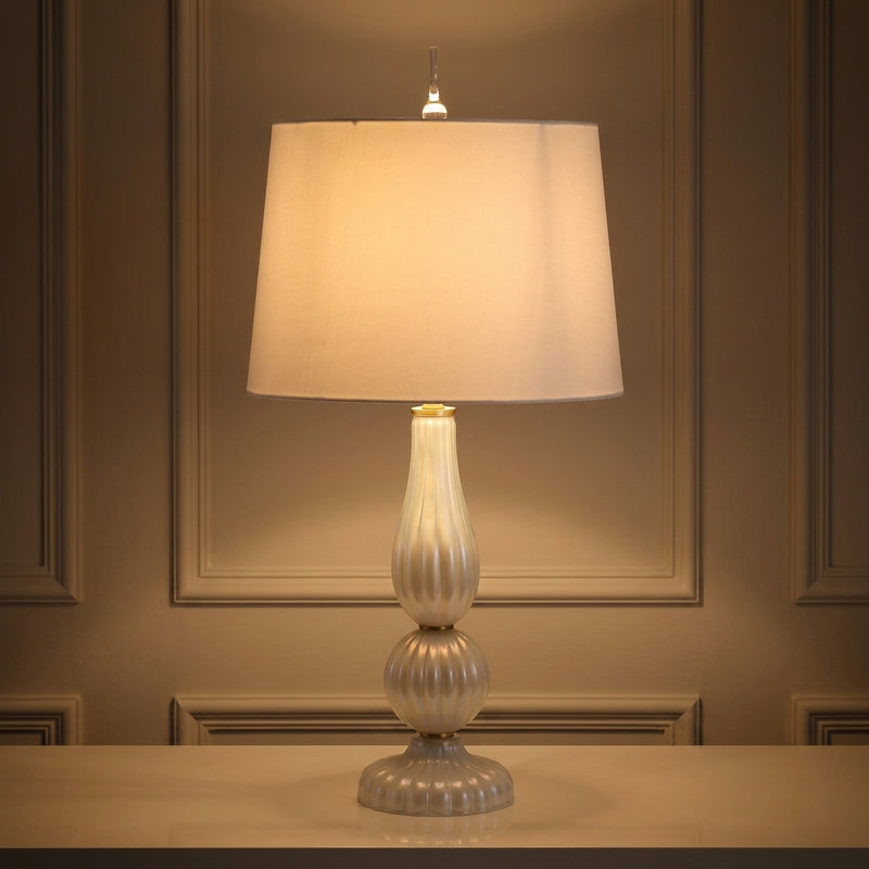 Light on image JYL2072A