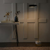 Light on image JYL3029A
