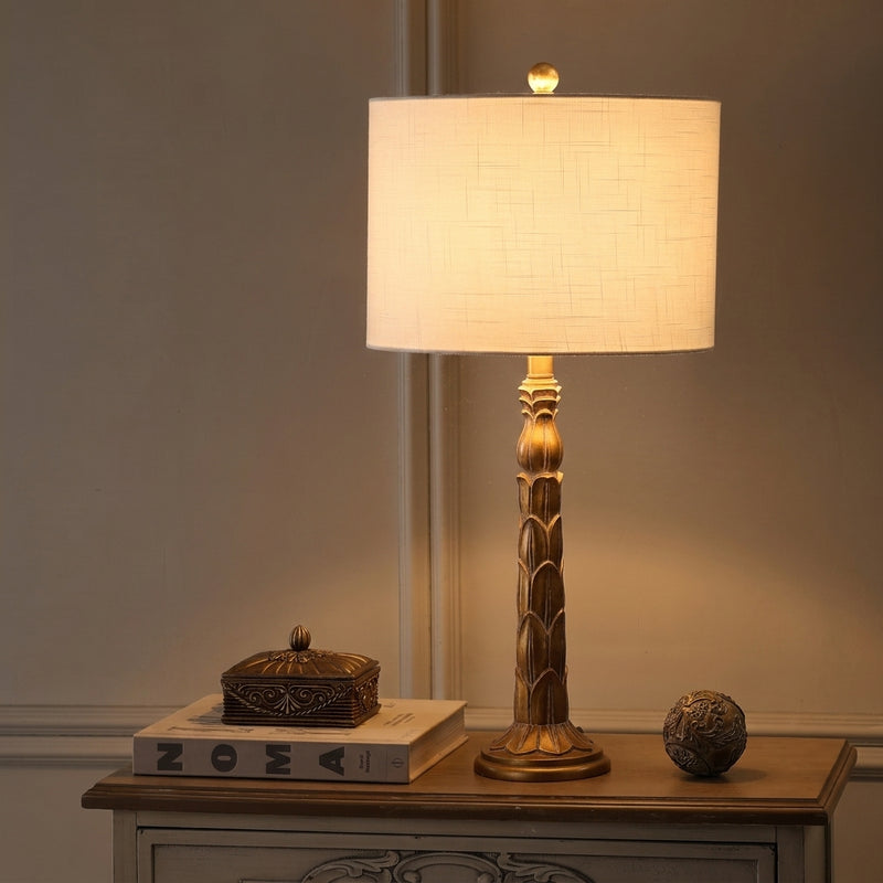 Light on image JYL3032A