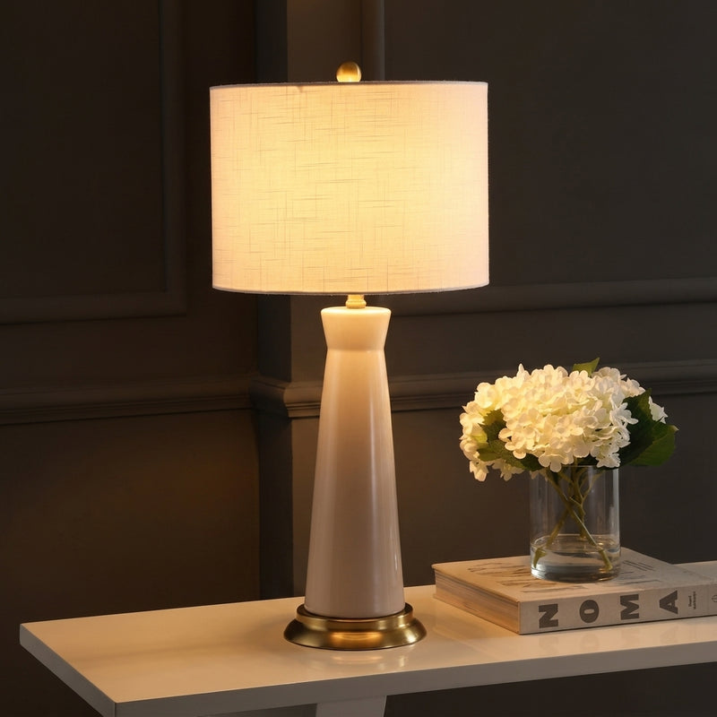 Light on image JYL3046A