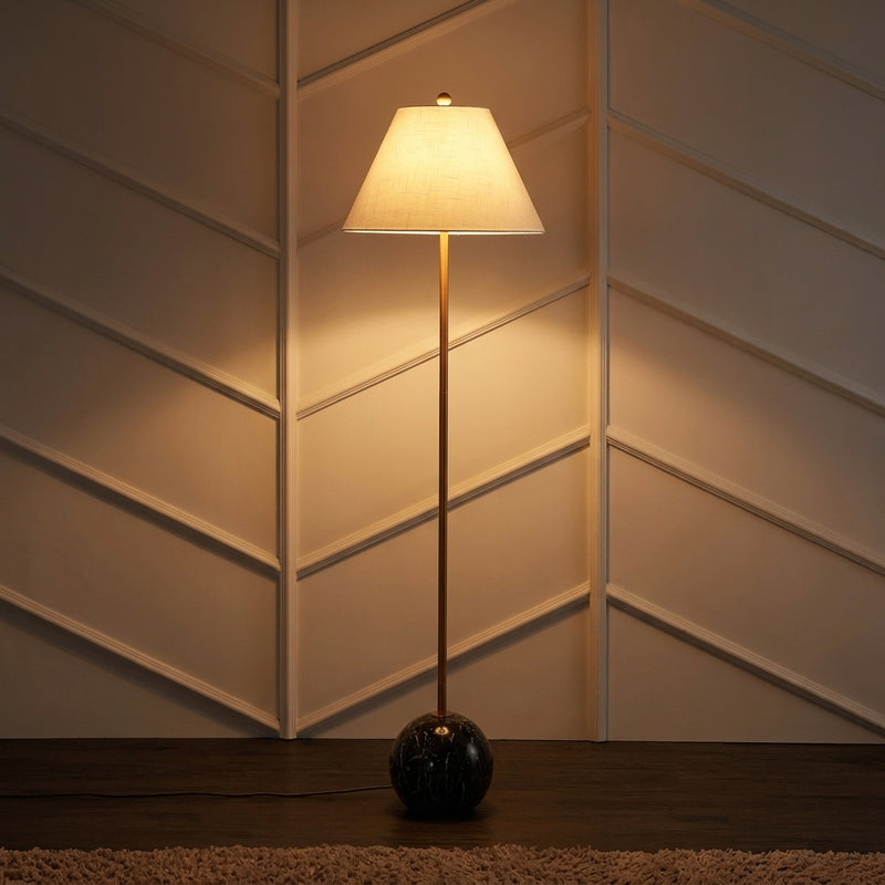 Light on image JYL3068A