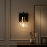 Light on image JYL3526A