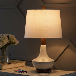 Light on image JYL4047A