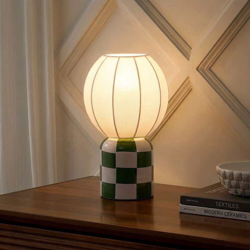 Light on image JYL4203D