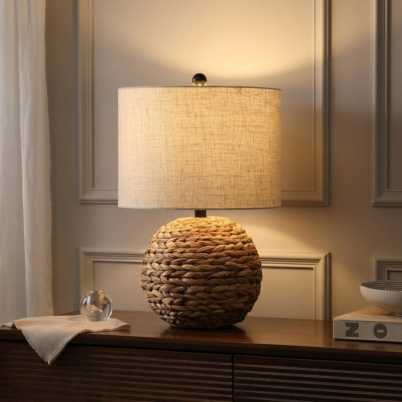 Light on image JYL6514A