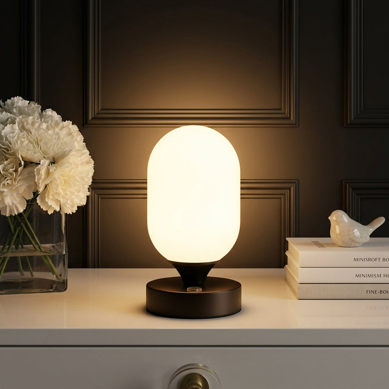 Light on image JYL7111A