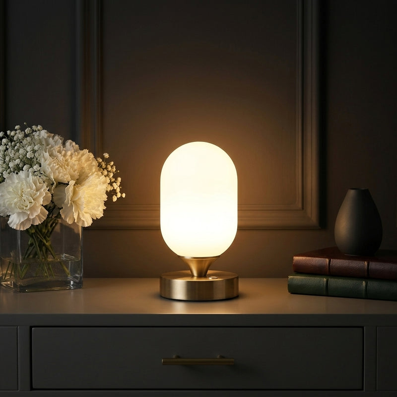 Light on image JYL7111B