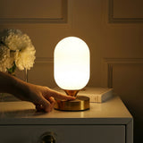 Light on image JYL7111C