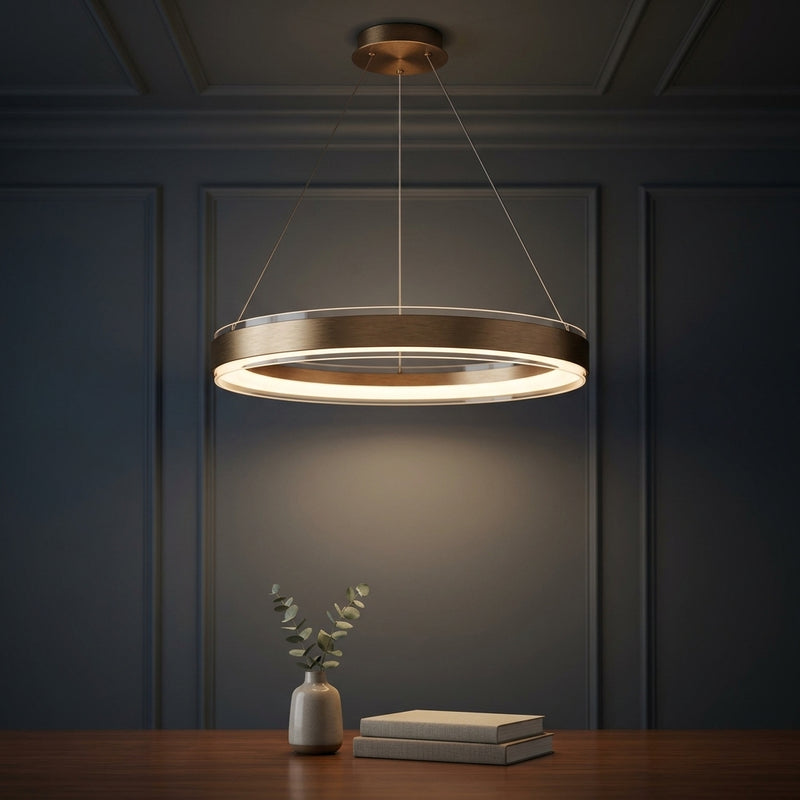 Light on image JYL7163C
