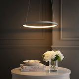 Light on image JYL7202E