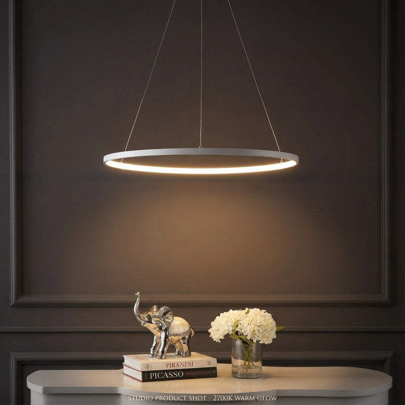 Light on image JYL7203I