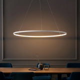 Light on image JYL7220E