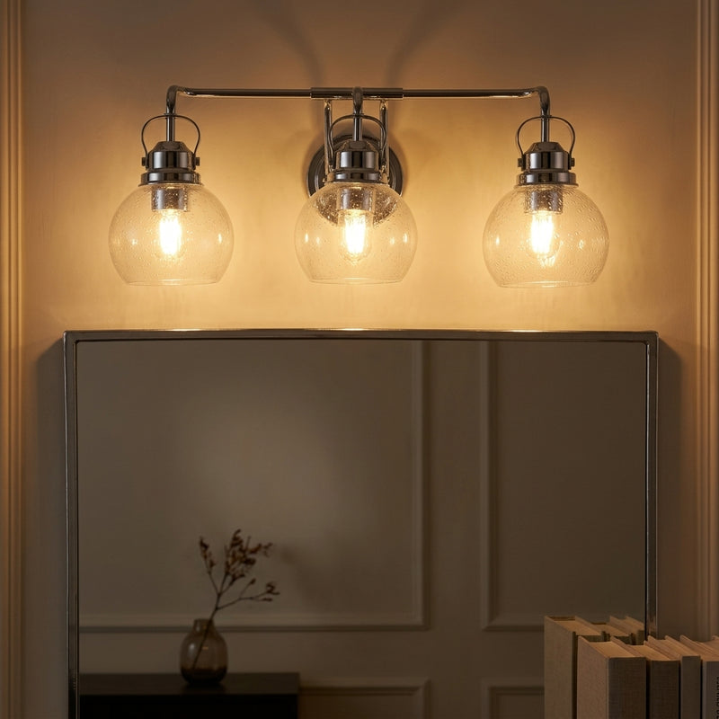 Light on image JYL7405A