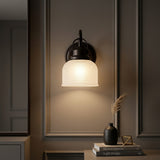 Light on image JYL7407C