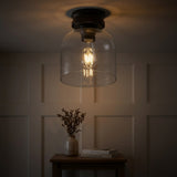 Light on image JYL7442A