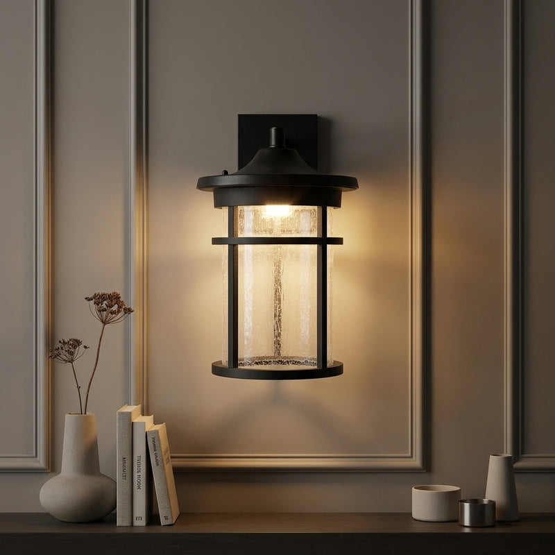 Light on image JYL7450A
