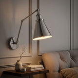 Light on image JYL7460A