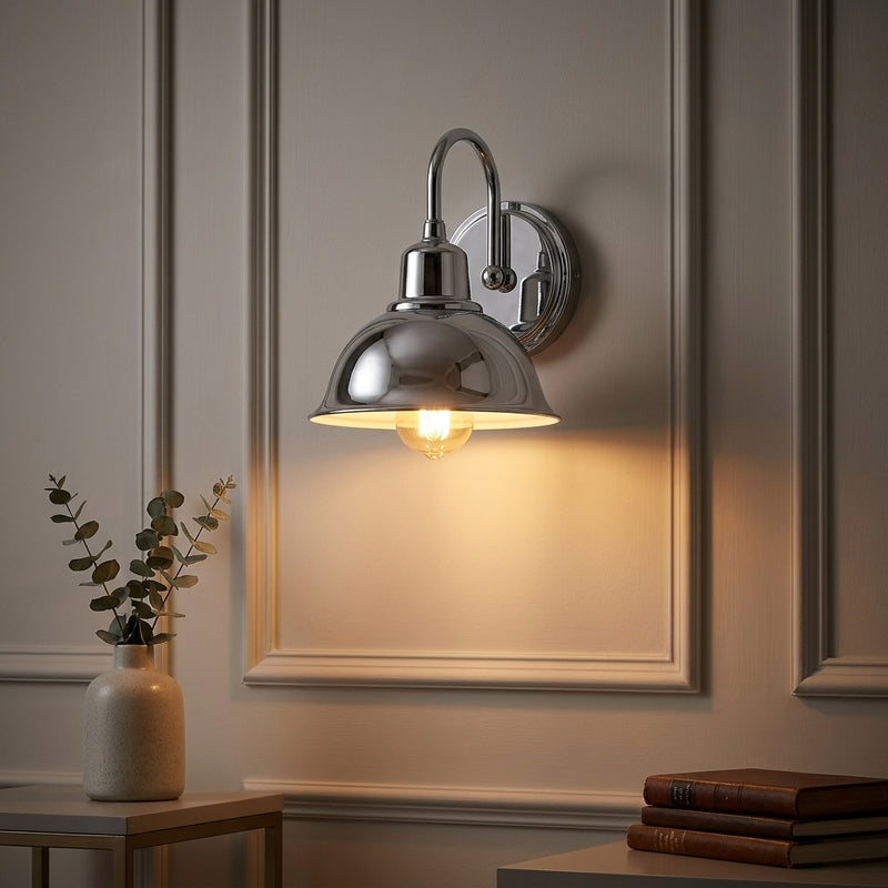 Light on image JYL7481A