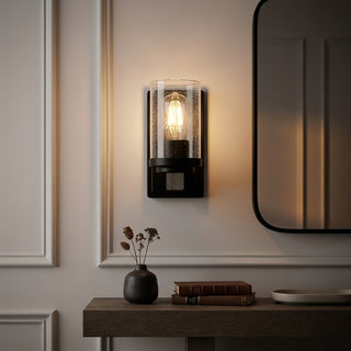 Light on image JYL7507B