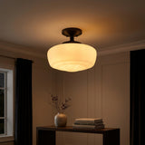 Light on image JYL7517F