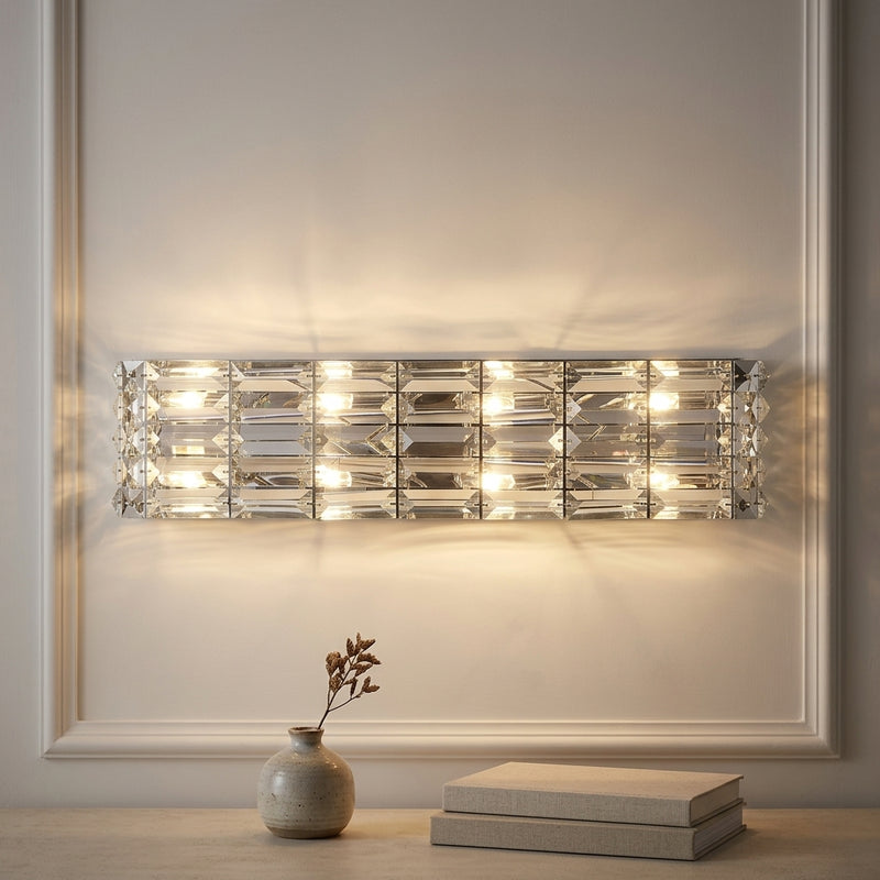 Light on image JYL7541A