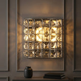 Light on image JYL7542A