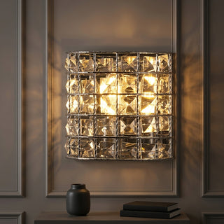 Light on image JYL7542A