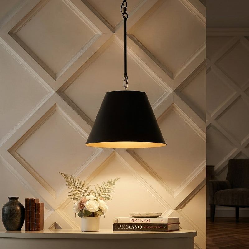 Light on image JYL7587A