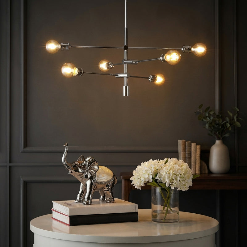 Light on image JYL7598A