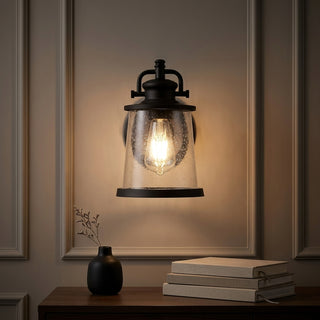 Light on image JYL7605A