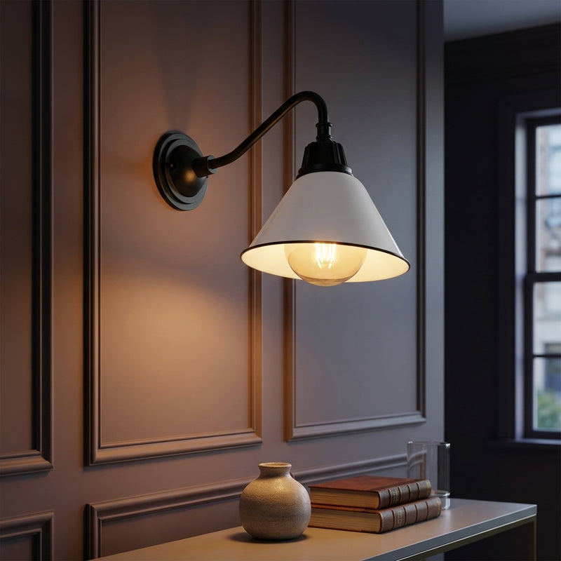 Light on image JYL7612A