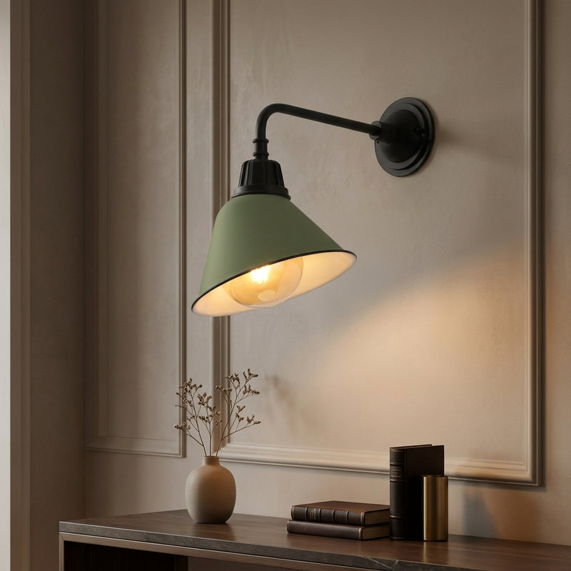 Light on image JYL7612I