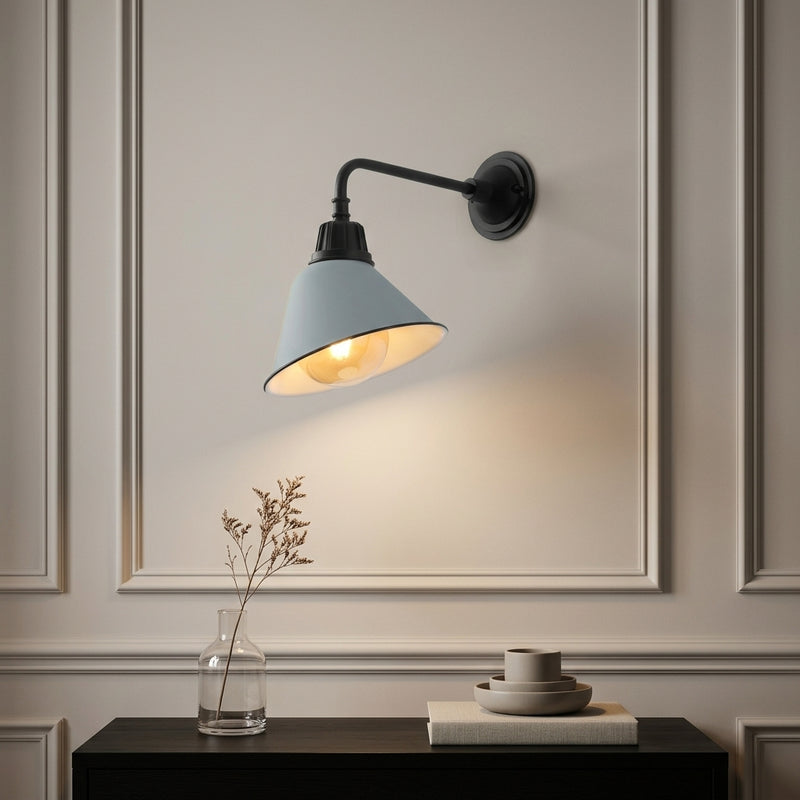 Light on image JYL7612K