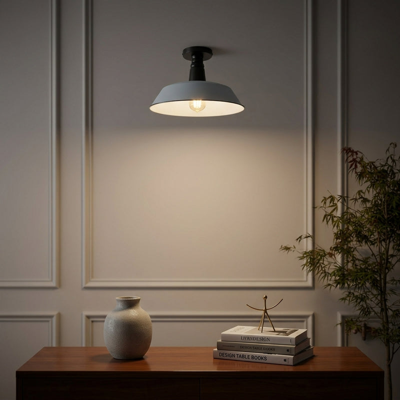 Light on image JYL7617K