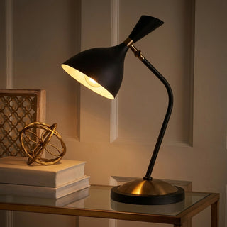 Light on image JYL9065A